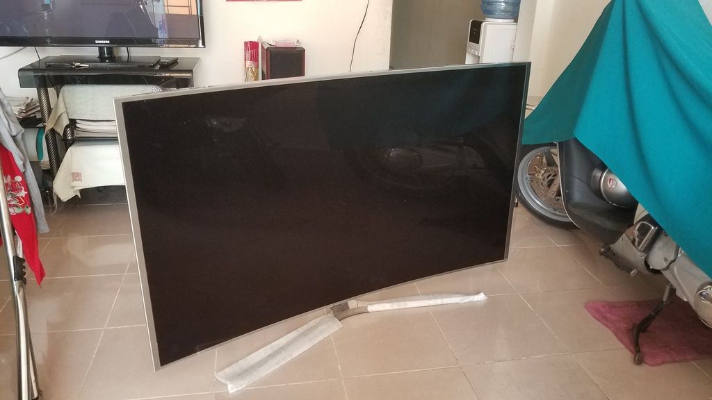 Hàng khủng.Tivi Samsung 65js9000 như mới bán nhanh cho ai có nhu cầu - 1